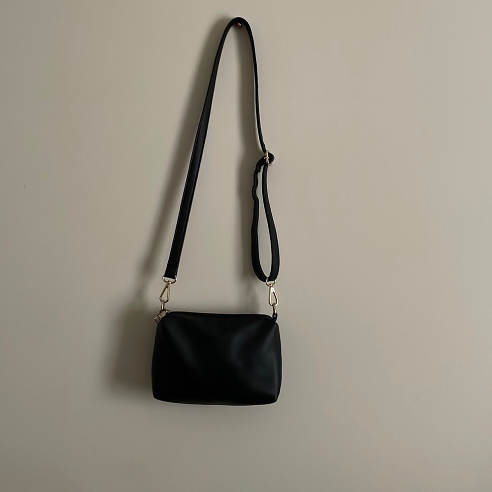 Crossbody purse